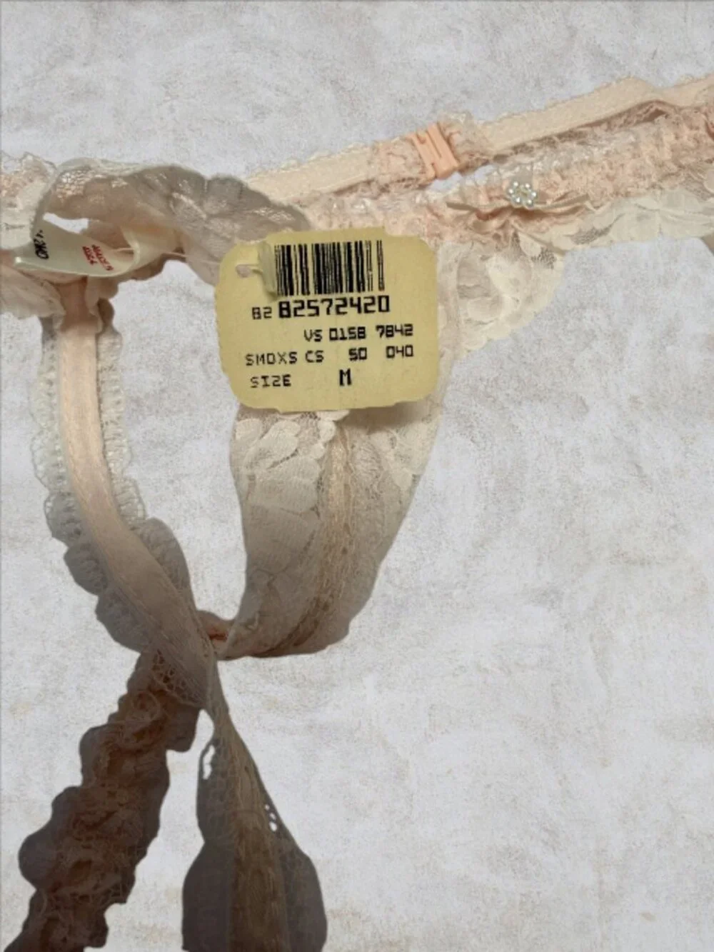 VICTORIA'S SECRET -- NOS, Garter Belt, Pink Lace, Nude Stockings, Vintage 1980